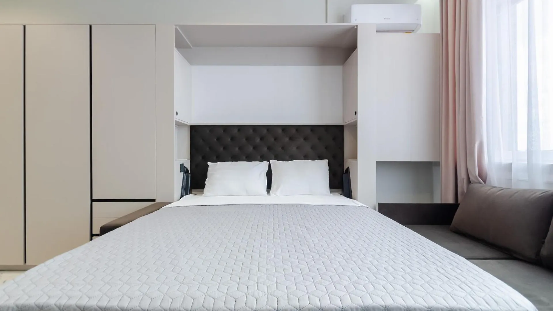 Petrovdom Apartments 24-280В In Rc Manhattan, Beresteiskyi 11 基輔