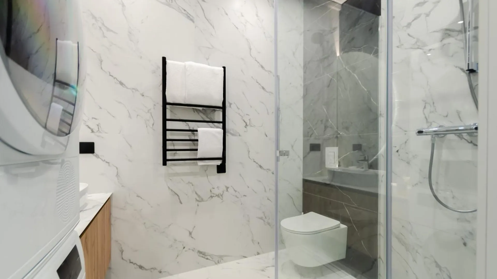 Petrovdom Apartments 24-280В In Rc Manhattan, Beresteiskyi 11 基輔